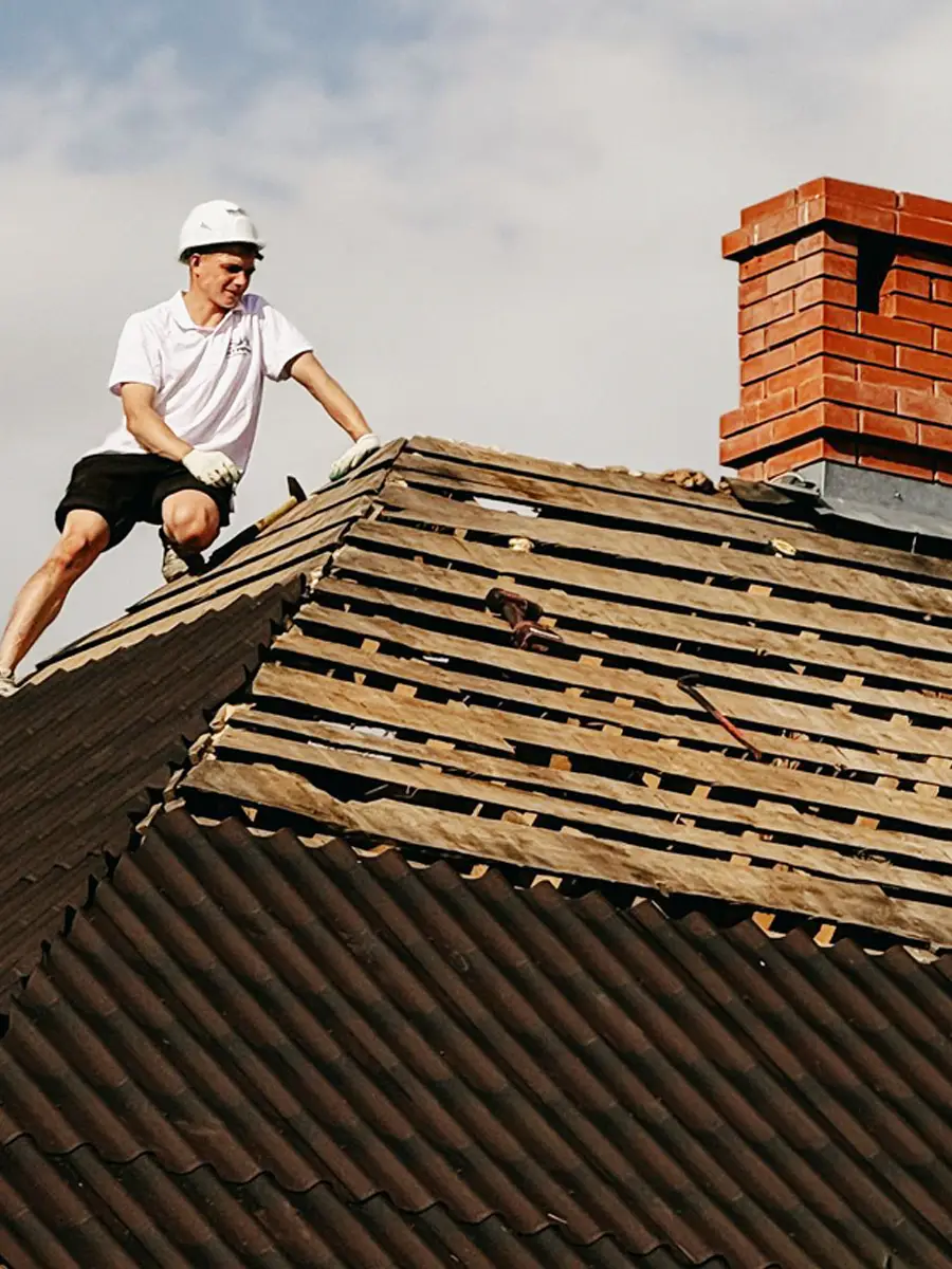 Home Appraisal vs. Home Inspection differences when evaluating a home's roof and condition